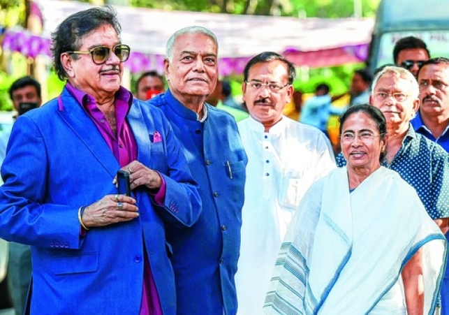 Mamata Banerjee should be Prime Minister Shatrughan Sinha